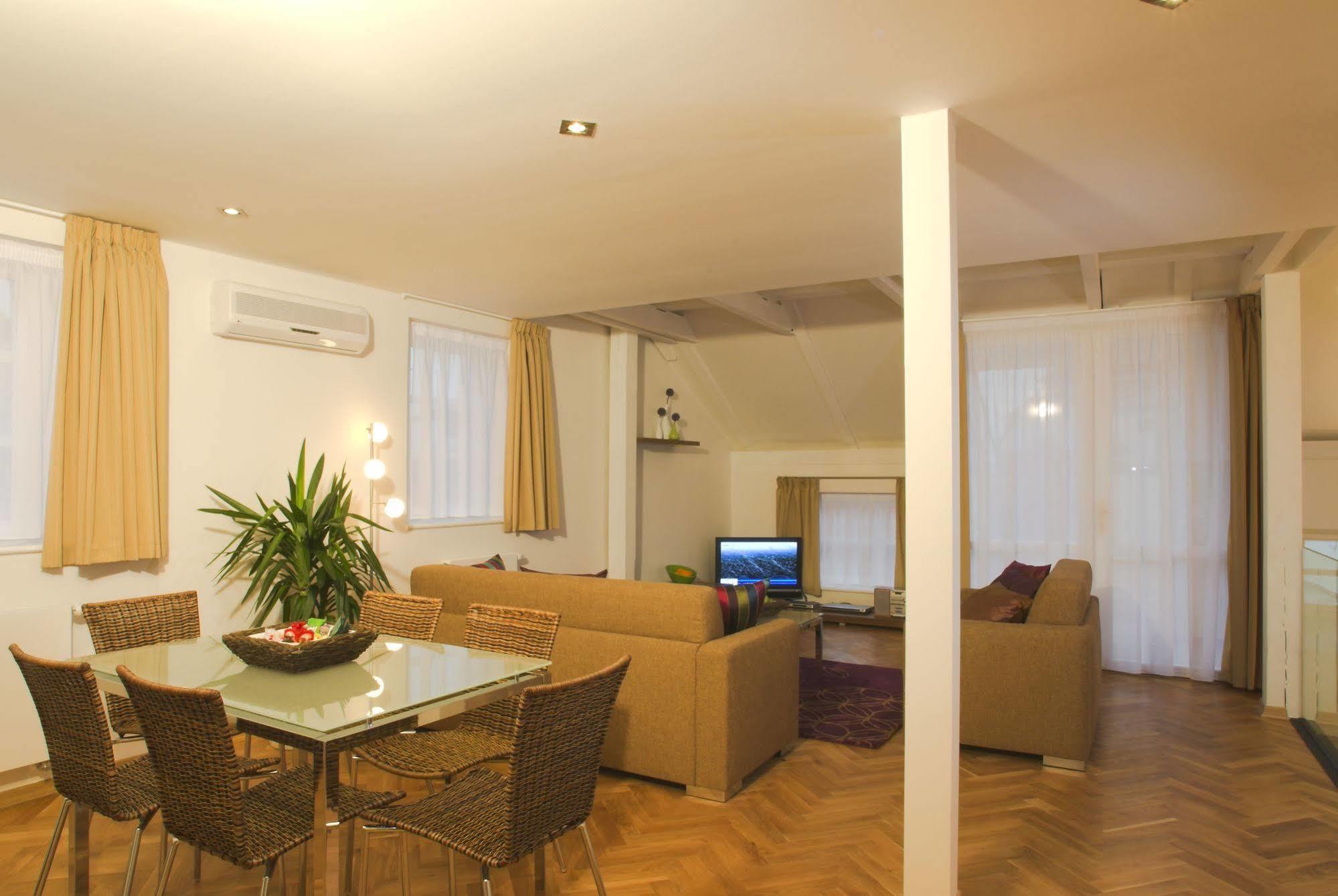 Residence Karlova Prag Exterior foto